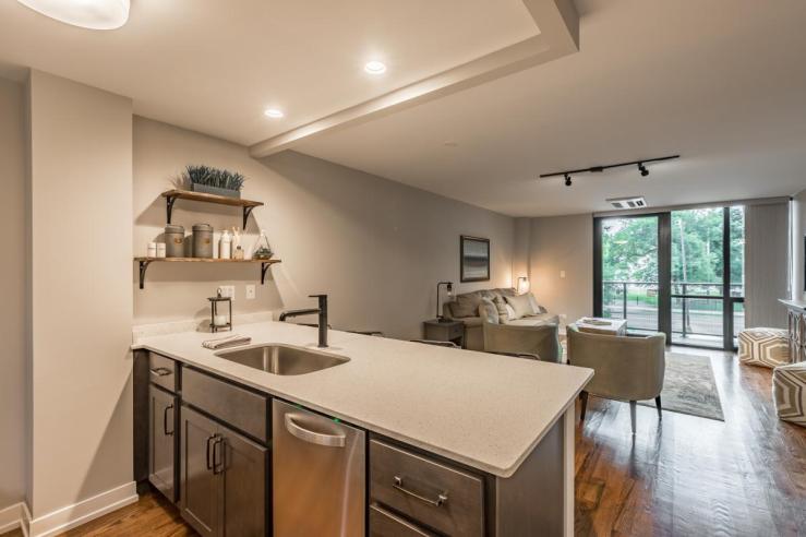 0009_547108017_large